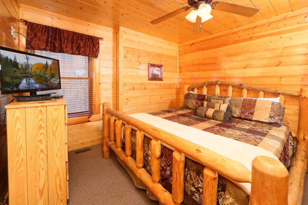 Rising Eagle Lodge - Eight Bedroom Pigeon Forge Kültér fotó
