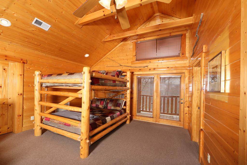Rising Eagle Lodge - Eight Bedroom Pigeon Forge Kültér fotó
